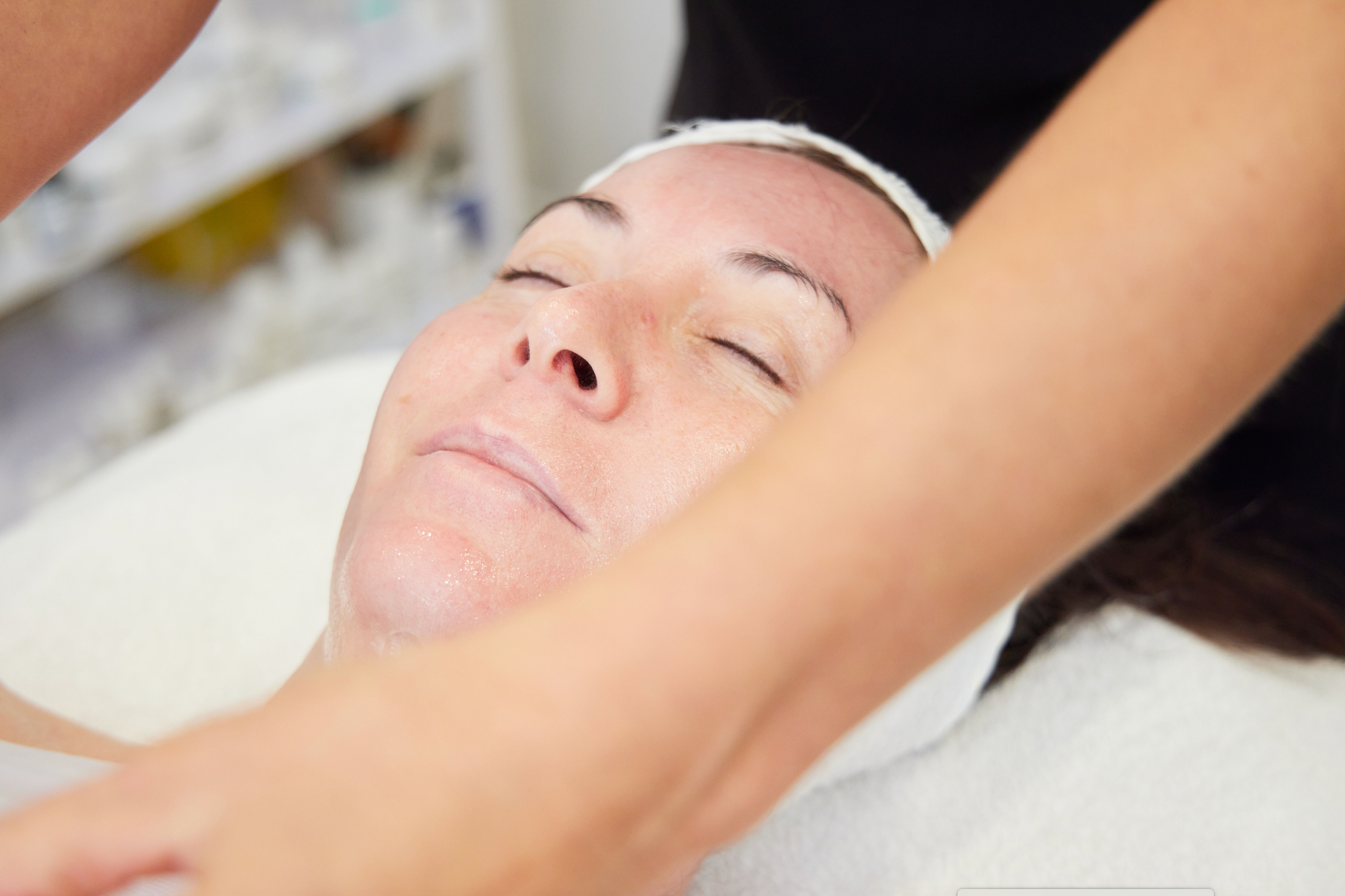 Bespoke Facial - 60 mins
